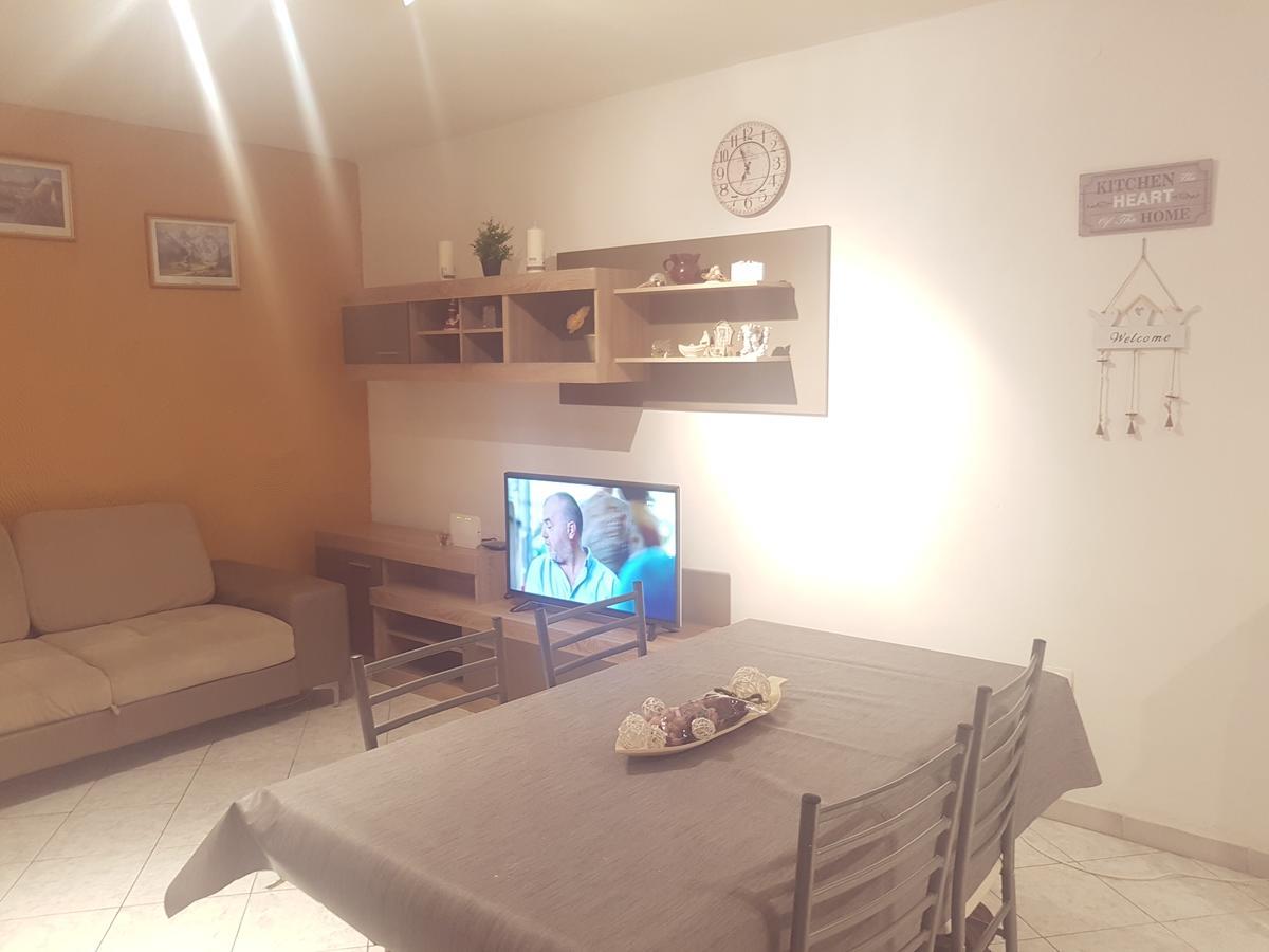 Apartman 4 Kilometar To City Centar Split Ngoại thất bức ảnh